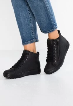 ECCO Soft 7 Tred - Lace-Up Ankle Boots - Black