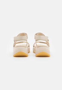 ECCO Chunky- Platform Sandals - Beige 11 ECCO Chunky- Platform Sandals - Beige -Ecco c60d4a9585ff43489d9260dcd5b40ccc